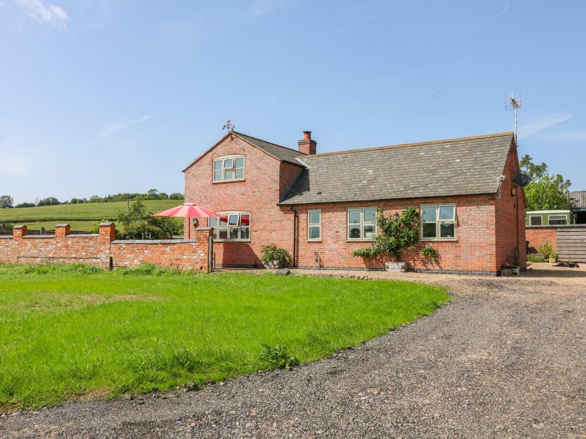 Grooms Cottage Leicester Exterior photo